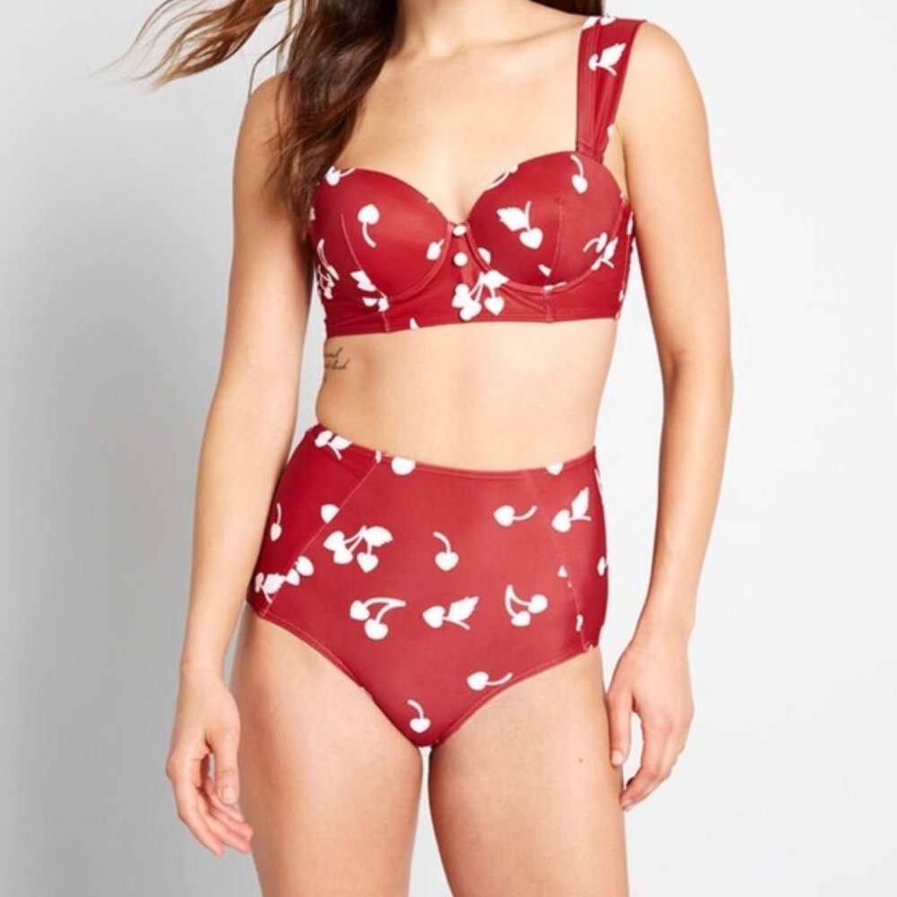 ModCloth, The Hannah High-Waisted Bikini Bottom - Picture 3 of 5